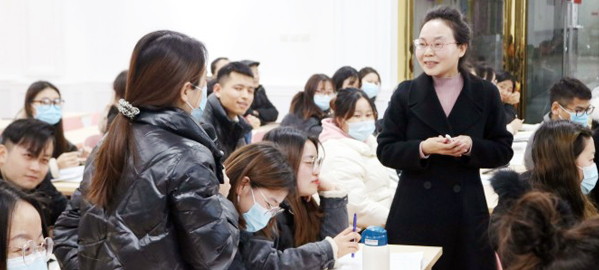 岐山 专家指导+名师授课+培优补弱+日清月结的教学模式